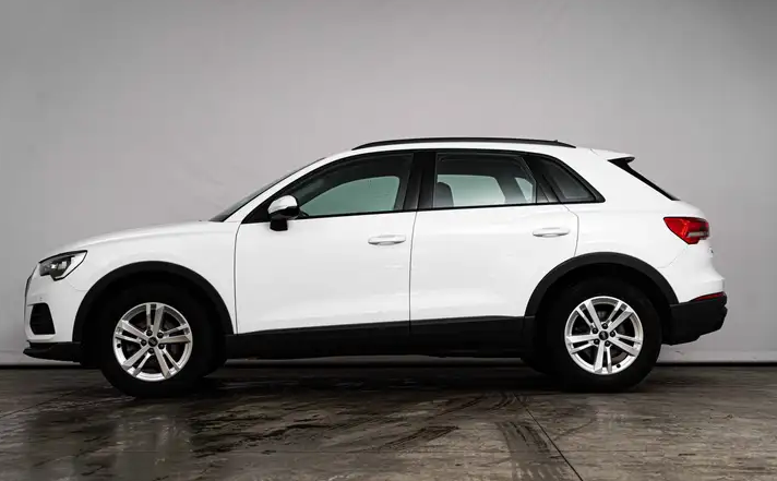Left hand drive AUDI Q3 35 Tfsi s tronic