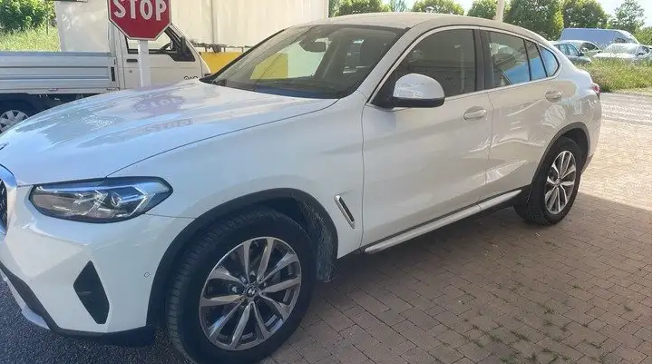 Left hand drive BMW X4 X4 xDrive20d MHEV 48V MSPORT AUTO