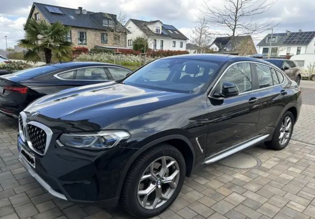 Left hand drive BMW X4 XDrive20i aut