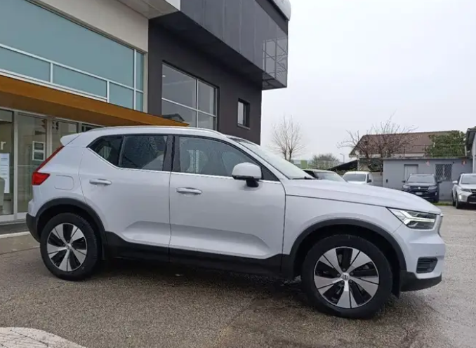 Left hand drive VOLVO XC40 Volvo Inscription Expression, T4 Recharge Plu