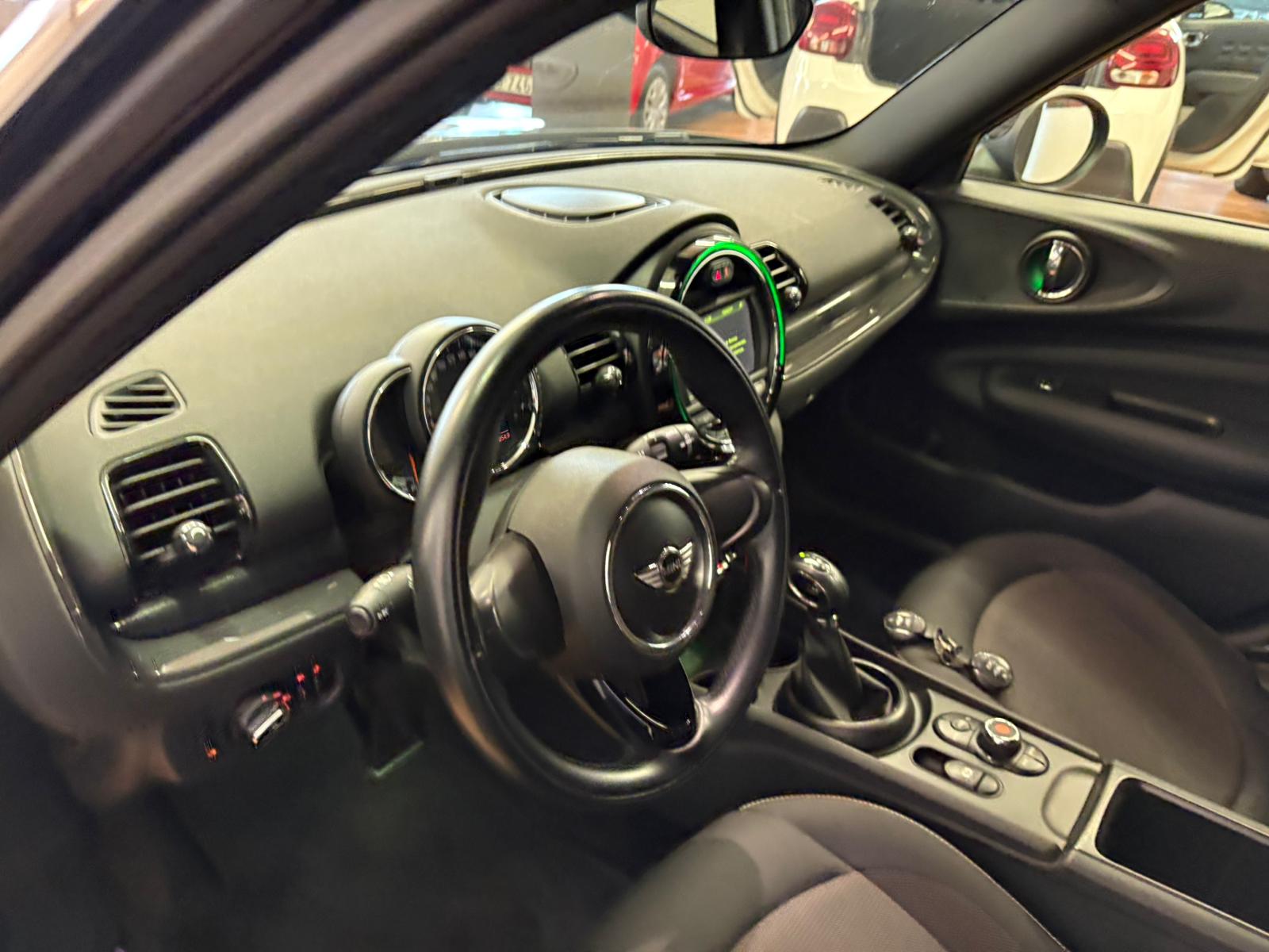 MINI CLUBMAN (01/10/2016) - 