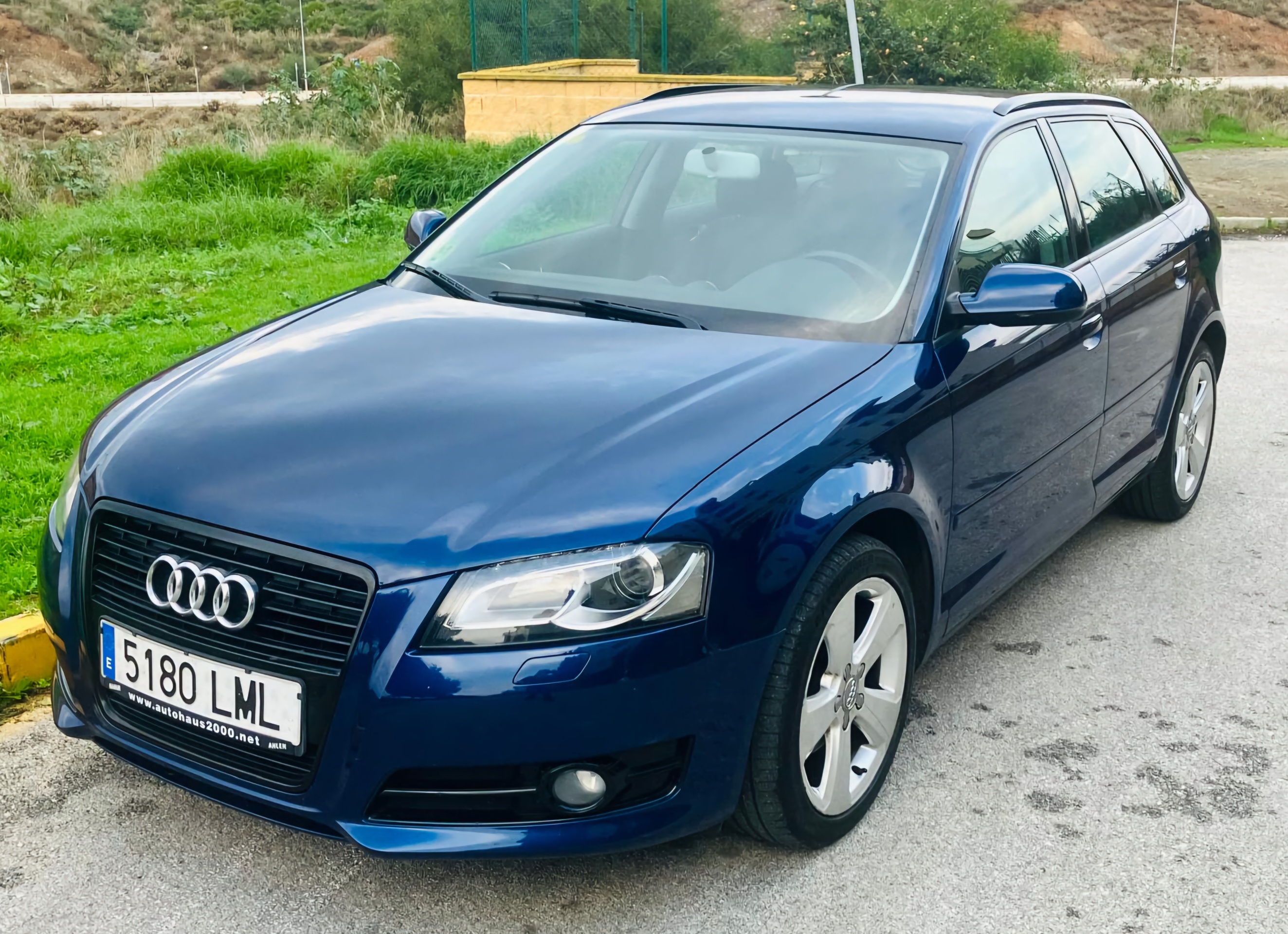 Left hand drive AUDI A3 1.6 TDI 105 SPANISH REG