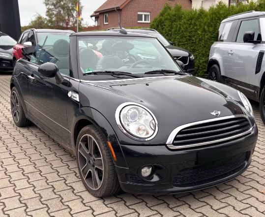 MINI COOPER (01/10/2010) - 