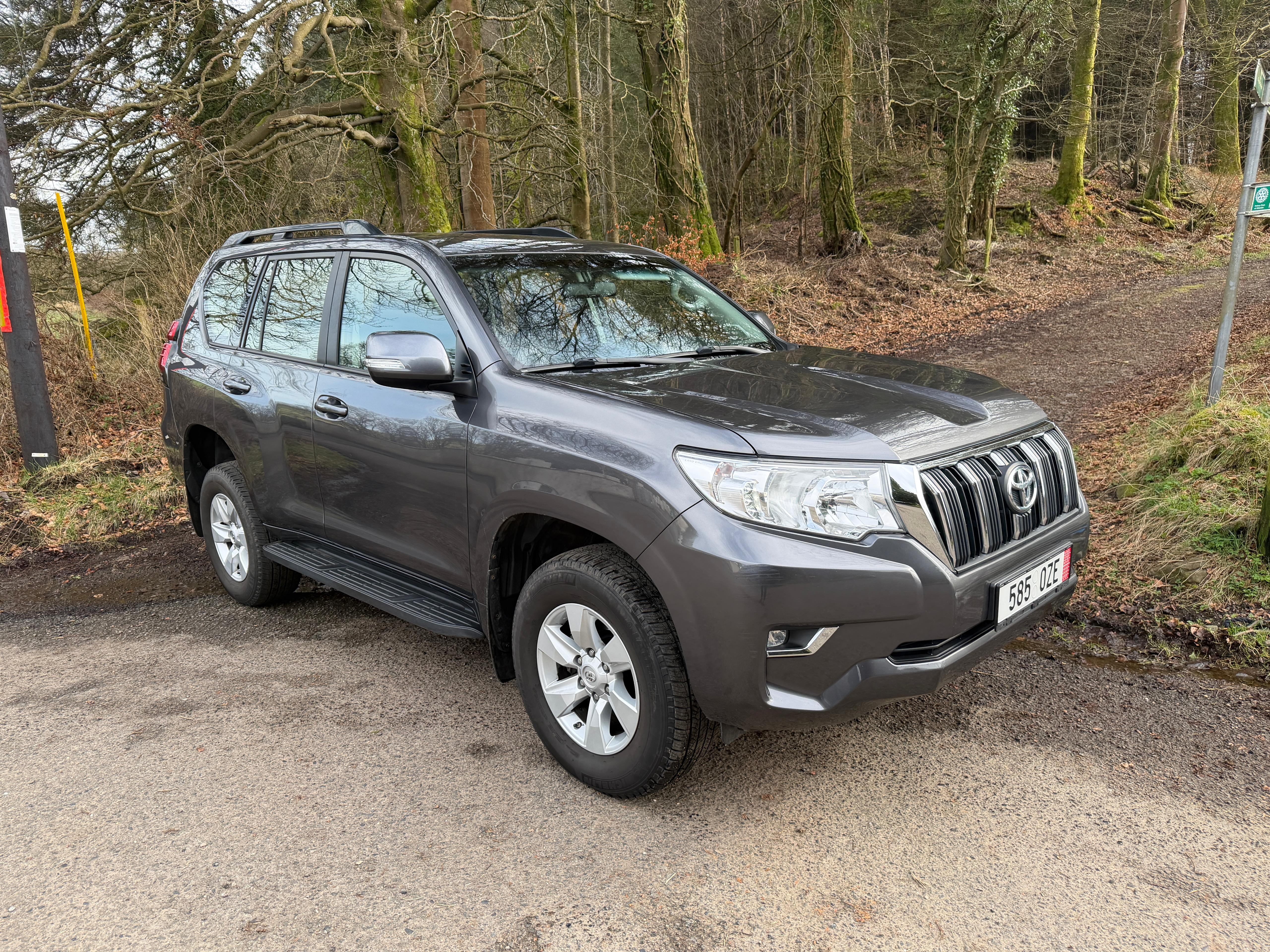 LHD TOYOTA LANDCRUISER