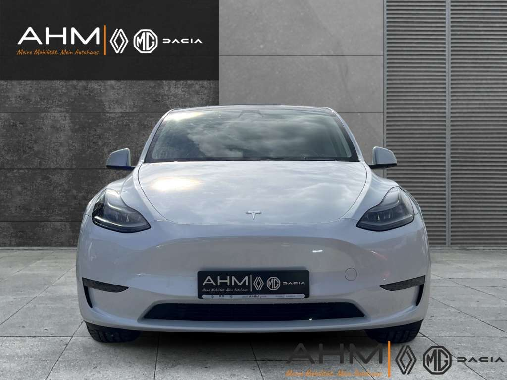 Left Hand Drive TESLA MODEL Y gallery photo