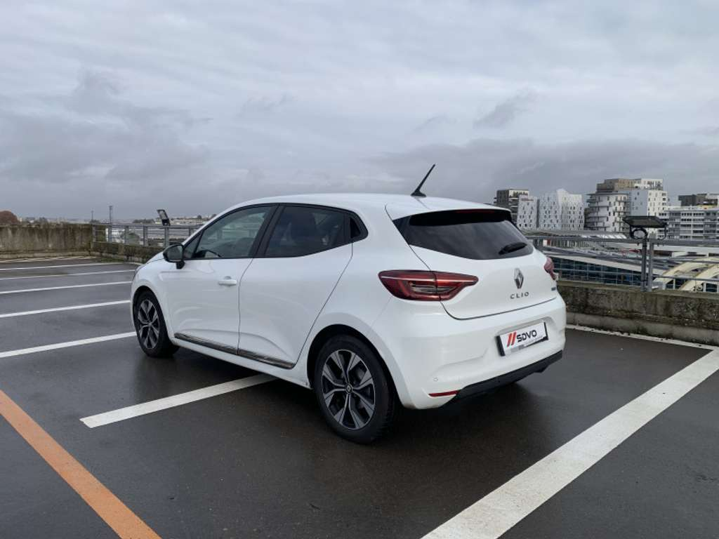 Left Hand Drive RENAULT CLIO gallery photo
