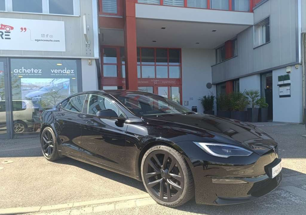 Left Hand Drive TESLA MODEL S Plaid 1020HP FR Reg for sale