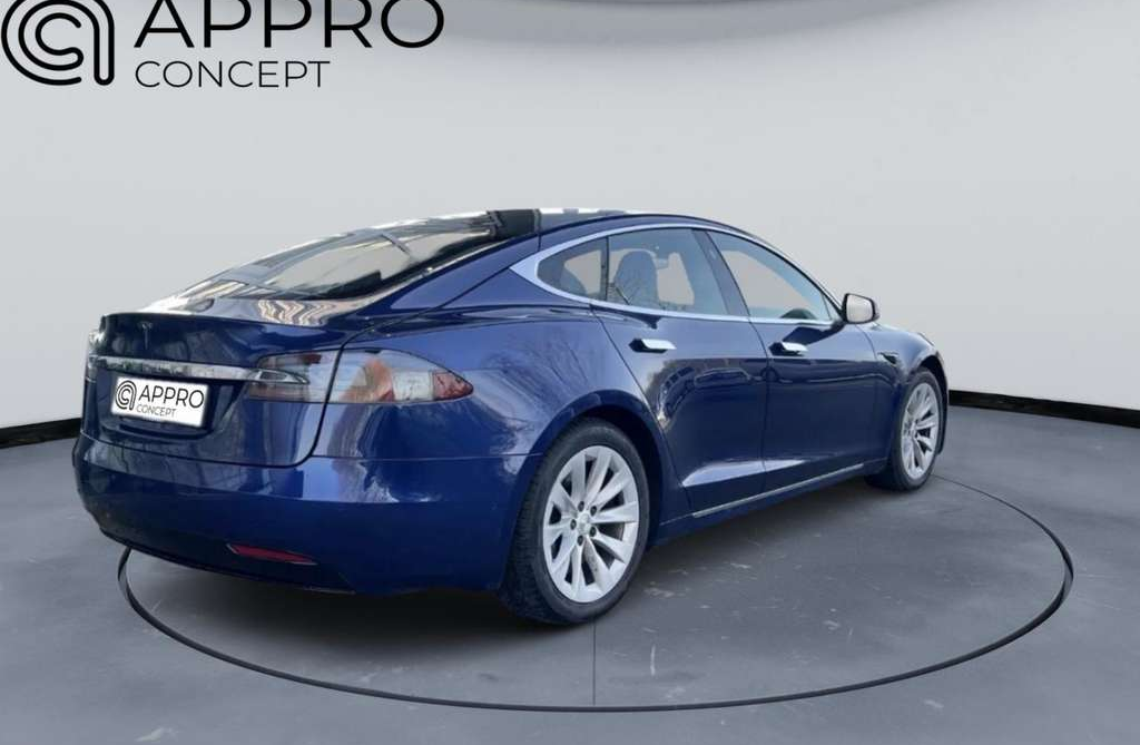 Left Hand Drive TESLA MODEL S gallery photo