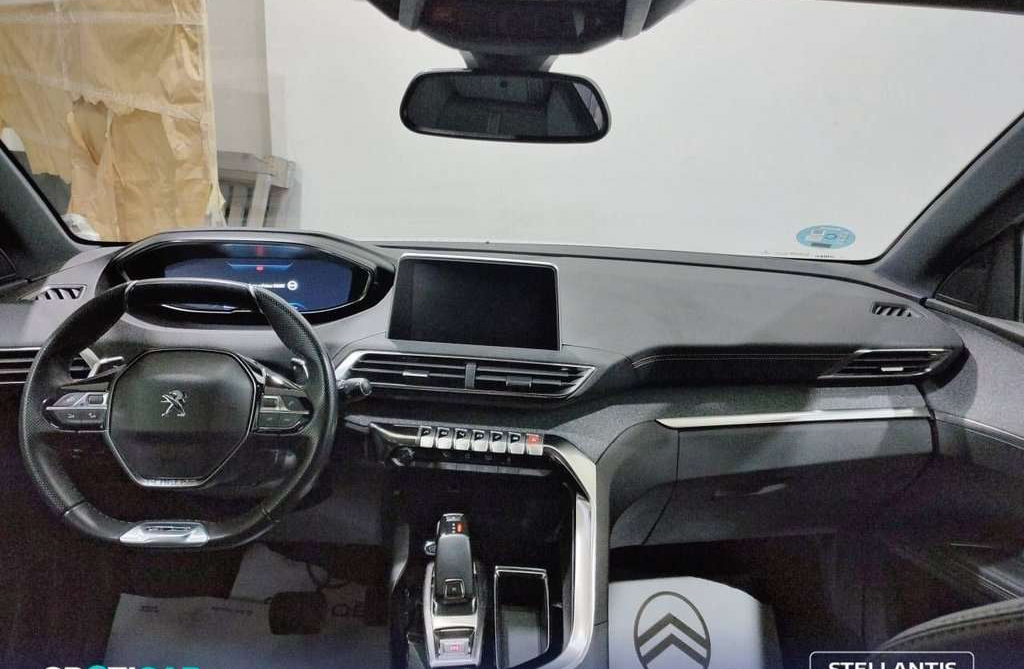 Left Hand Drive PEUGEOT 5008 gallery photo