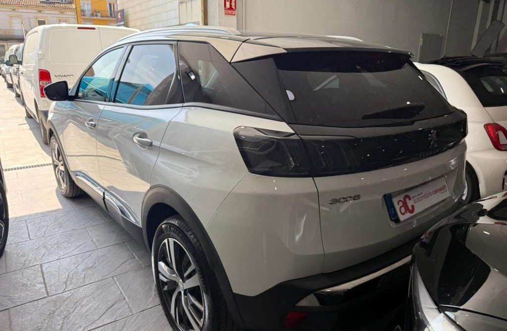 Left Hand Drive PEUGEOT 3008 gallery photo