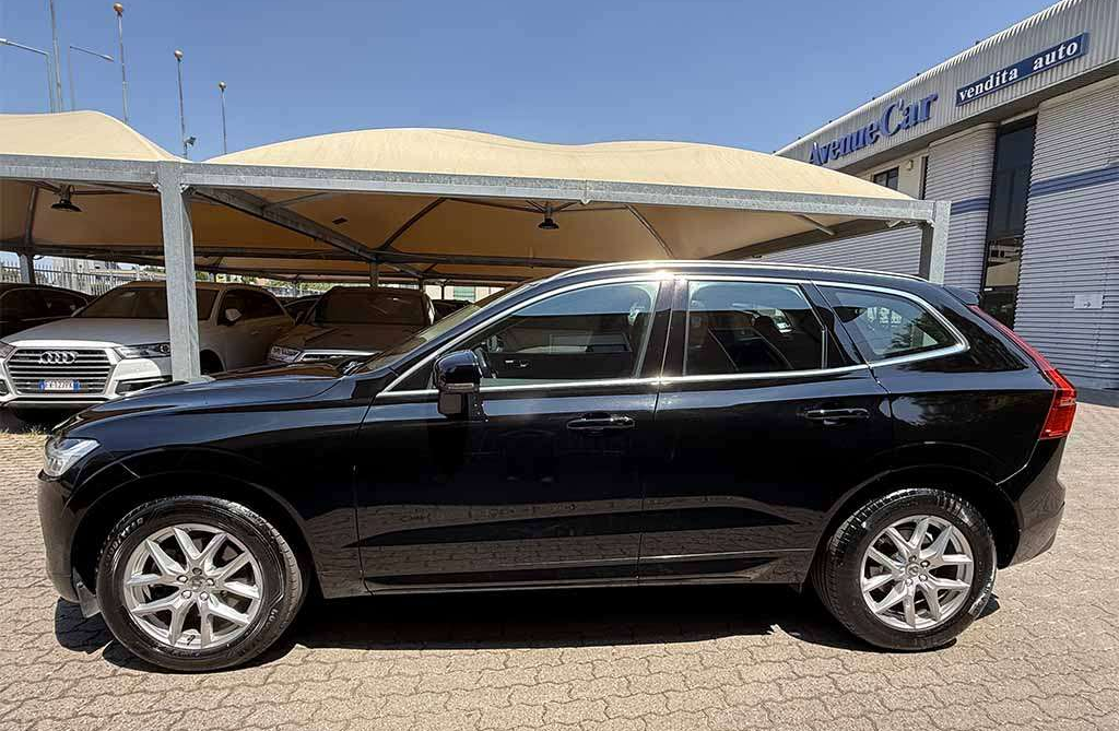Left Hand Drive VOLVO XC60 gallery photo