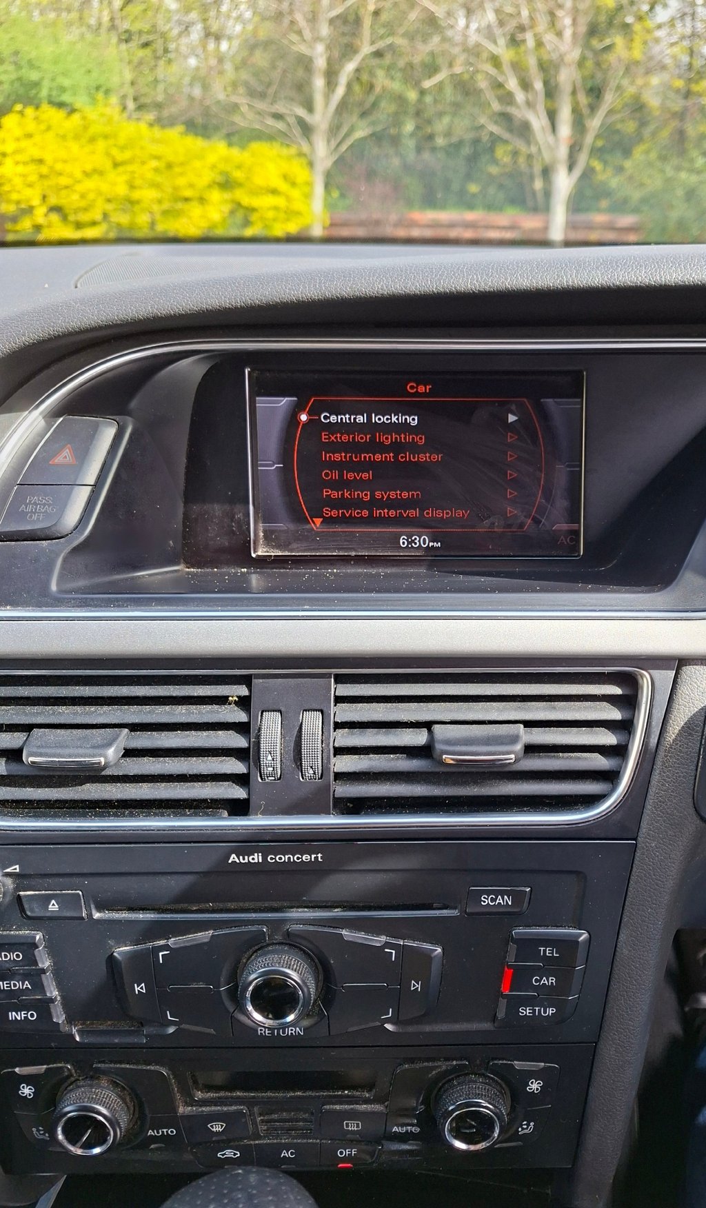 Left Hand Drive AUDI A5 gallery photo