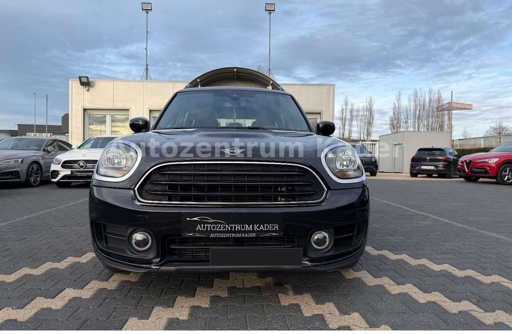 Left Hand Drive MINI COUNTRYMAN One Automatic for sale