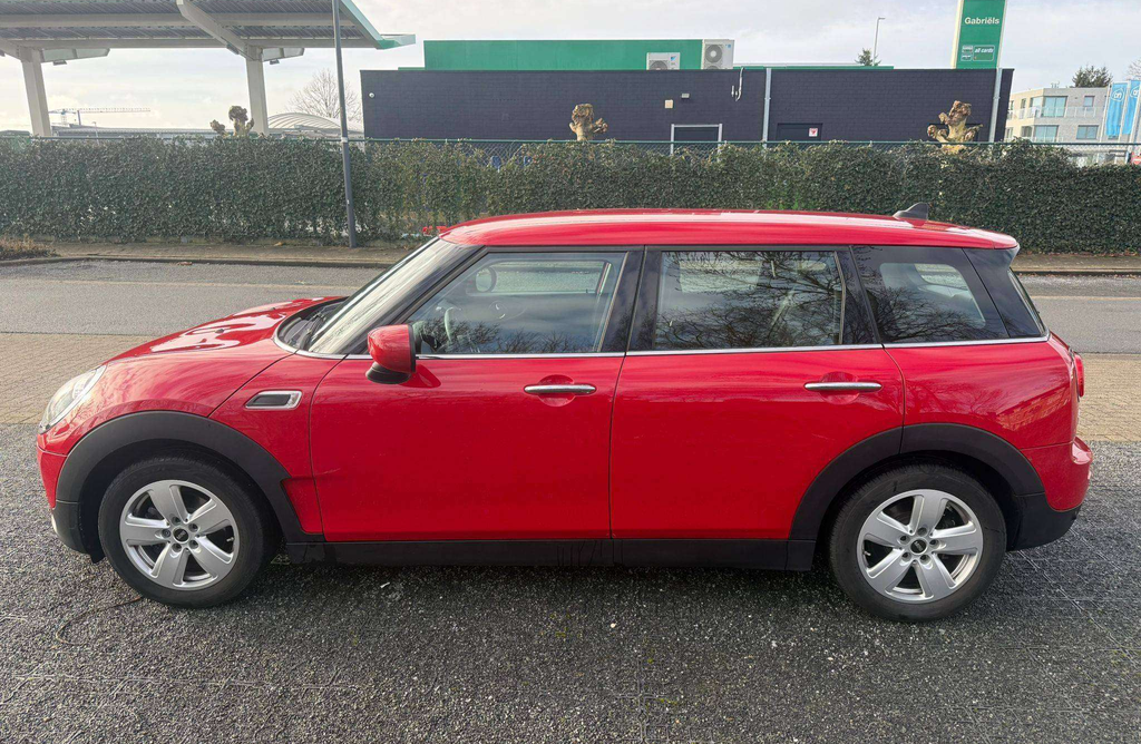 Left Hand Drive MINI CLUBMAN gallery photo