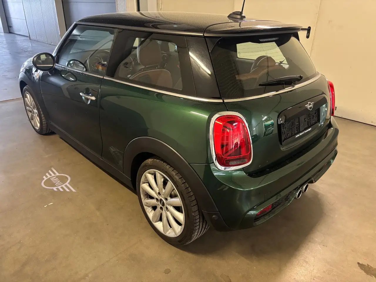 Left Hand Drive MINI COOPER S Cooper S 3-trg. Leder Braun 8-Fach-Bereift showroom photo - Thumbnail 2