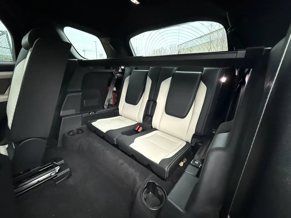 Left Hand Drive LANDROVER DISCOVERY SPORT gallery photo
