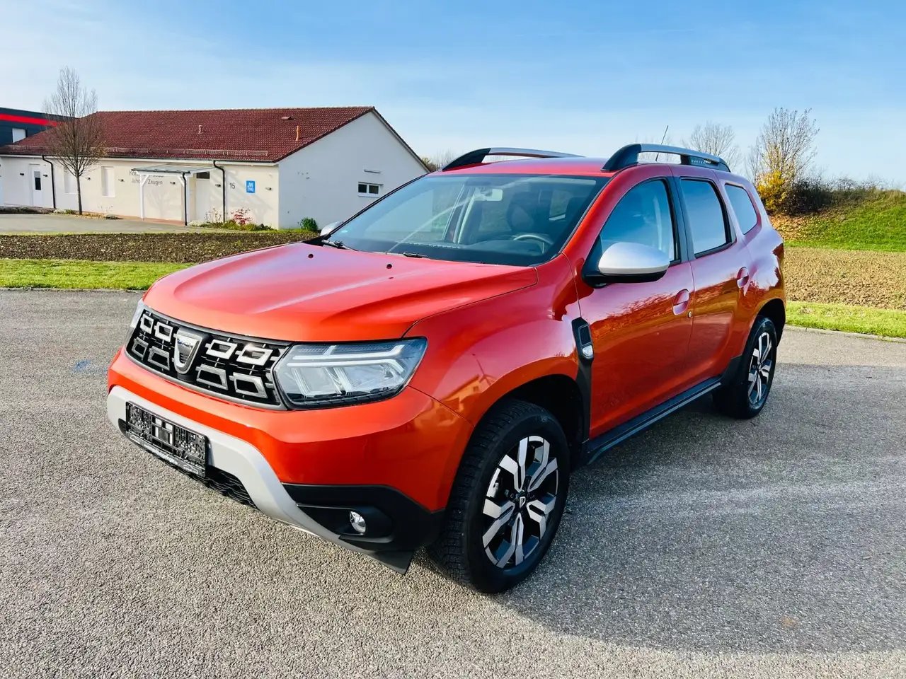 Left Hand Drive DACIA DUSTER Prestige 1.3 TCe EDC Automatic Orange for sale