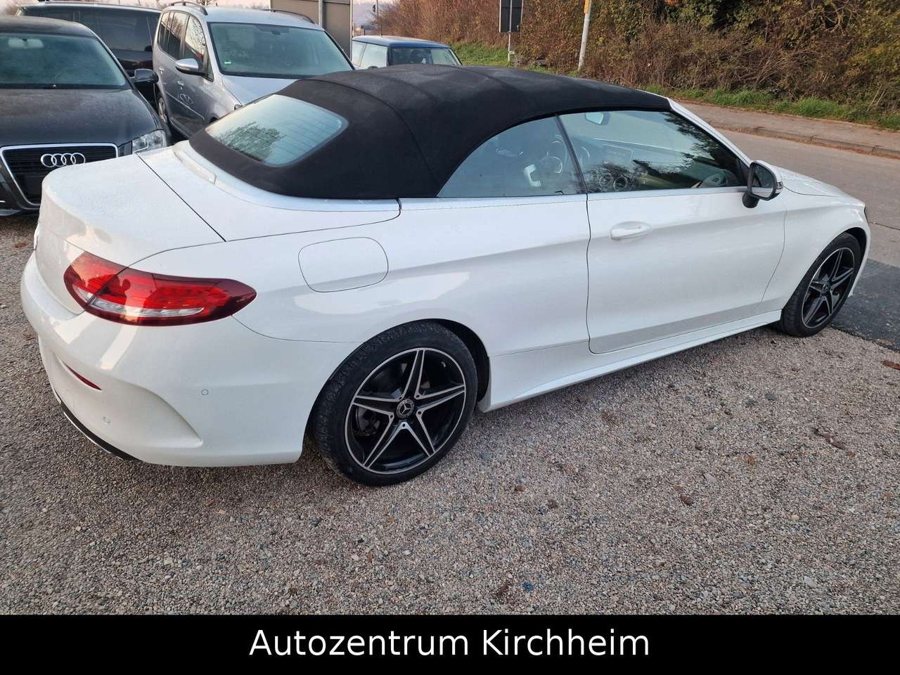 Left Hand Drive MERCEDES C CLASS gallery photo
