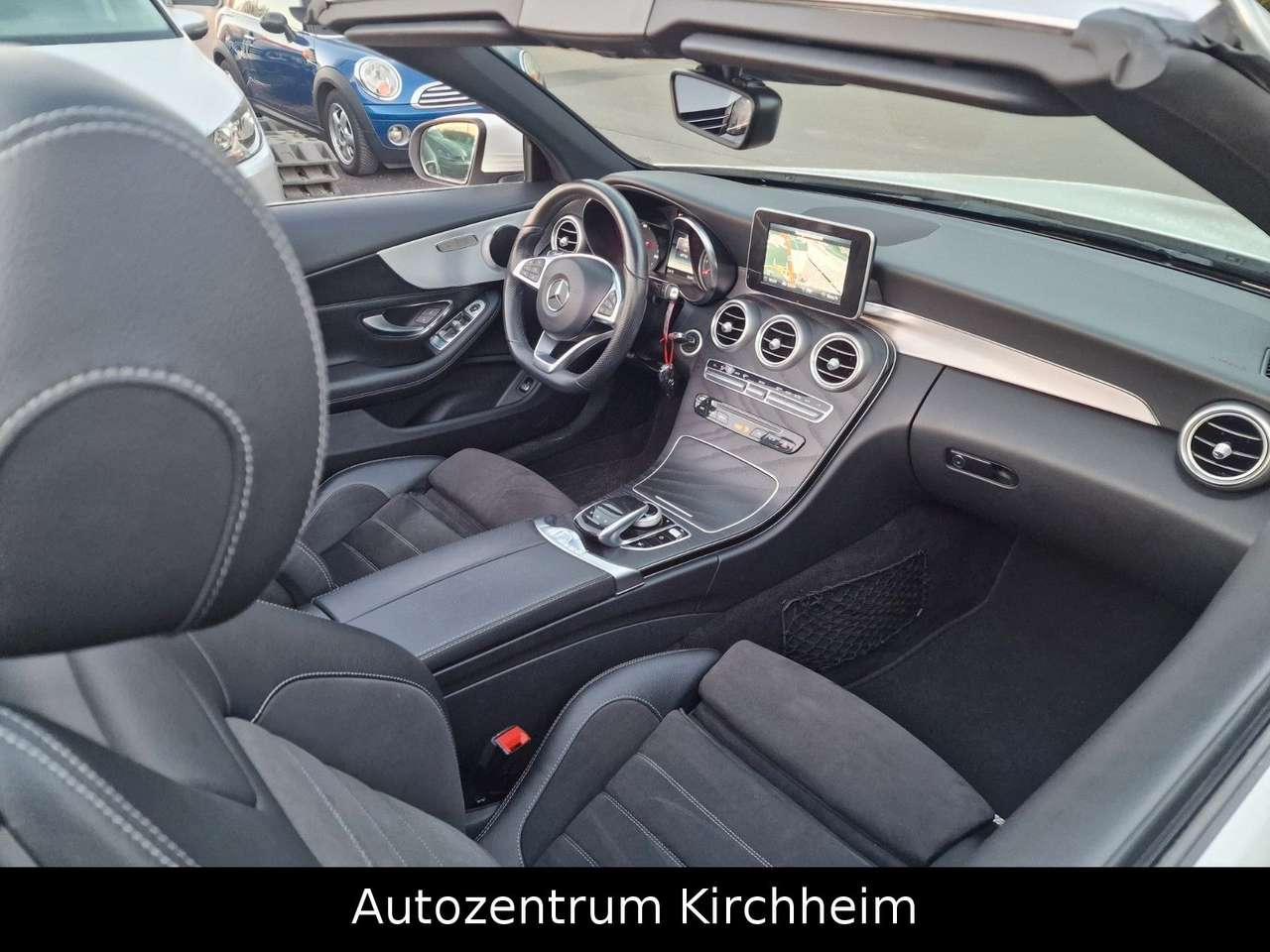 Left Hand Drive MERCEDES C CLASS gallery photo