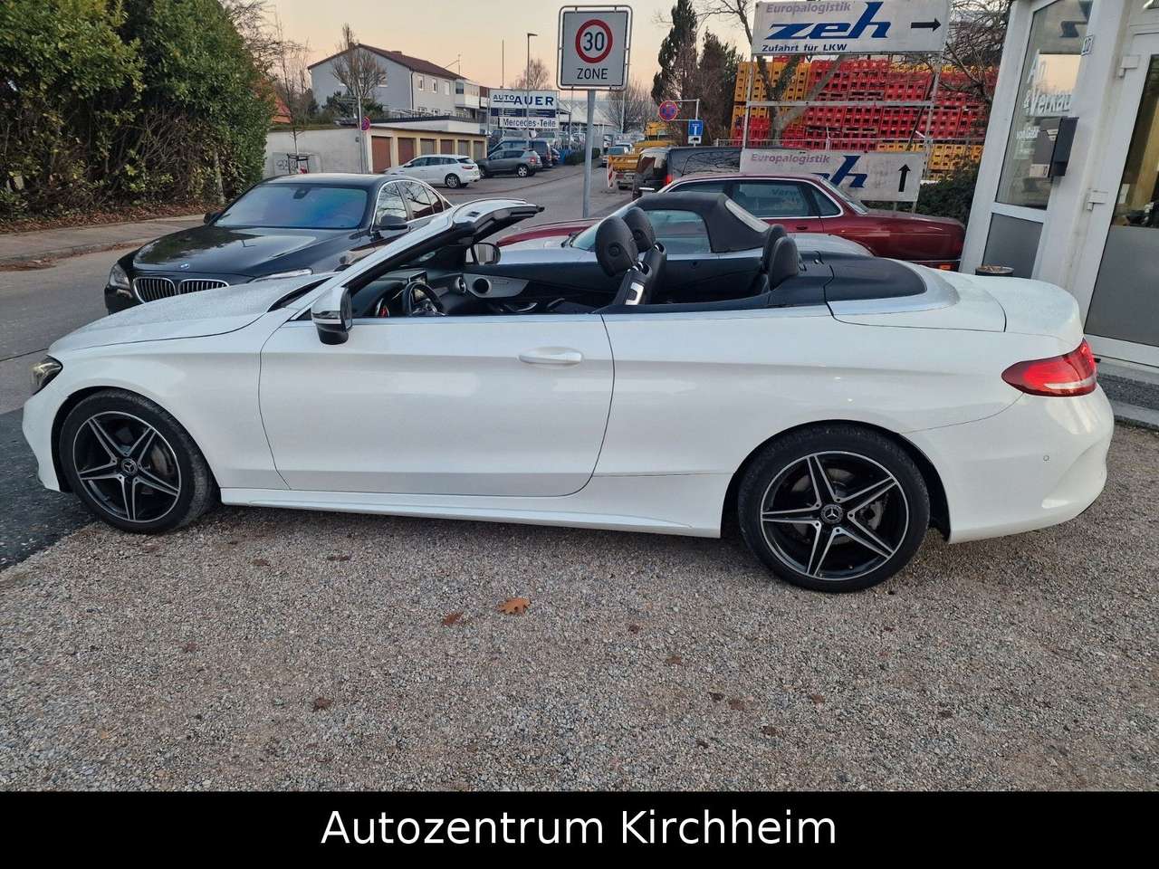Left Hand Drive MERCEDES C CLASS gallery photo
