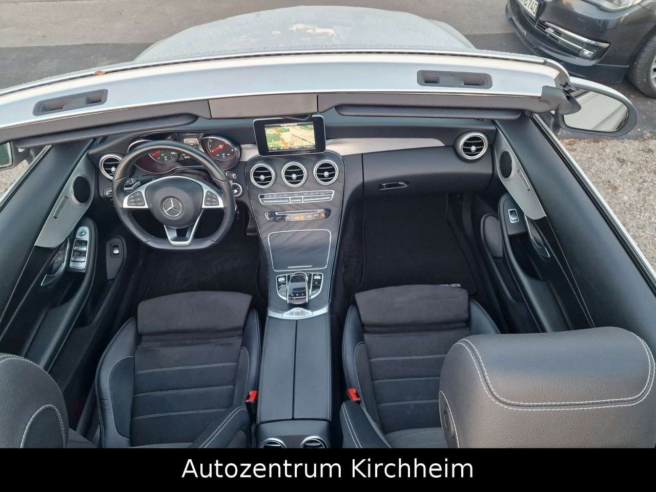Left Hand Drive MERCEDES C CLASS gallery photo