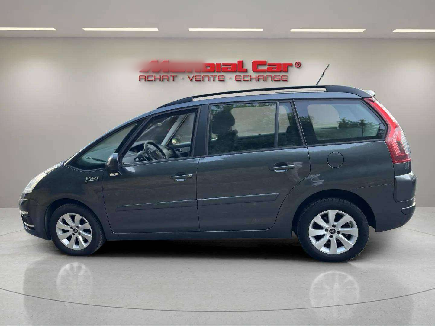 Left Hand Drive CITROEN GRAND C4 PICASSO gallery photo