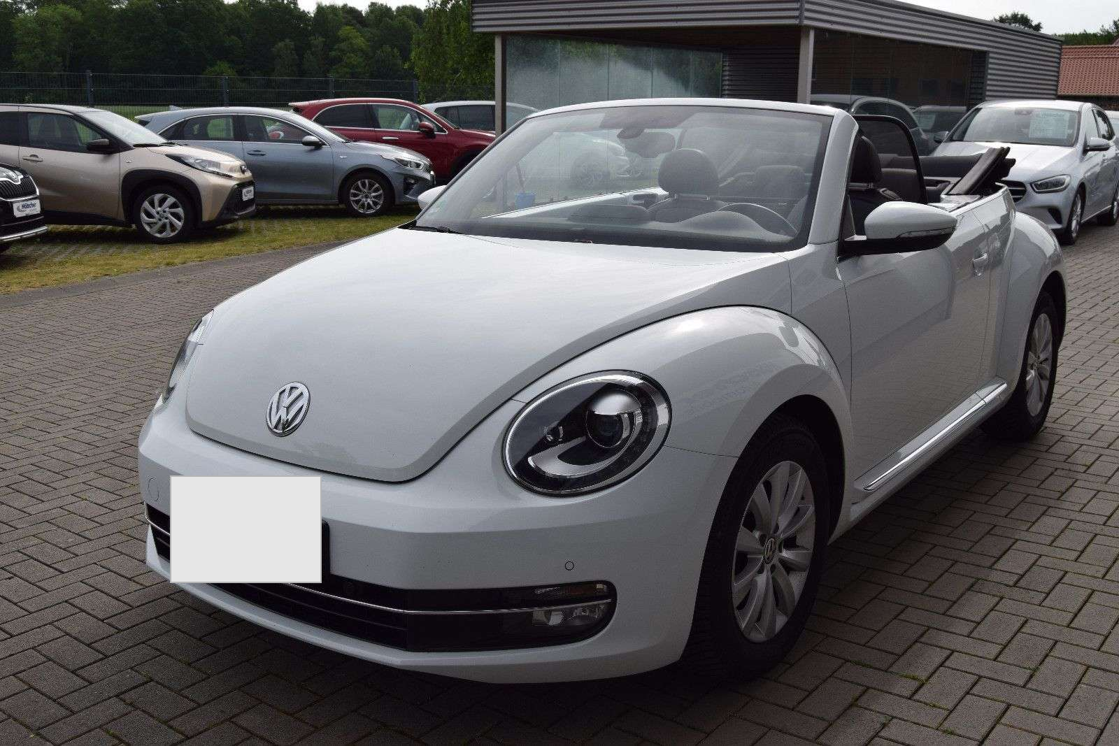 Left Hand Drive VOLKSWAGEN BEETLE gallery photo