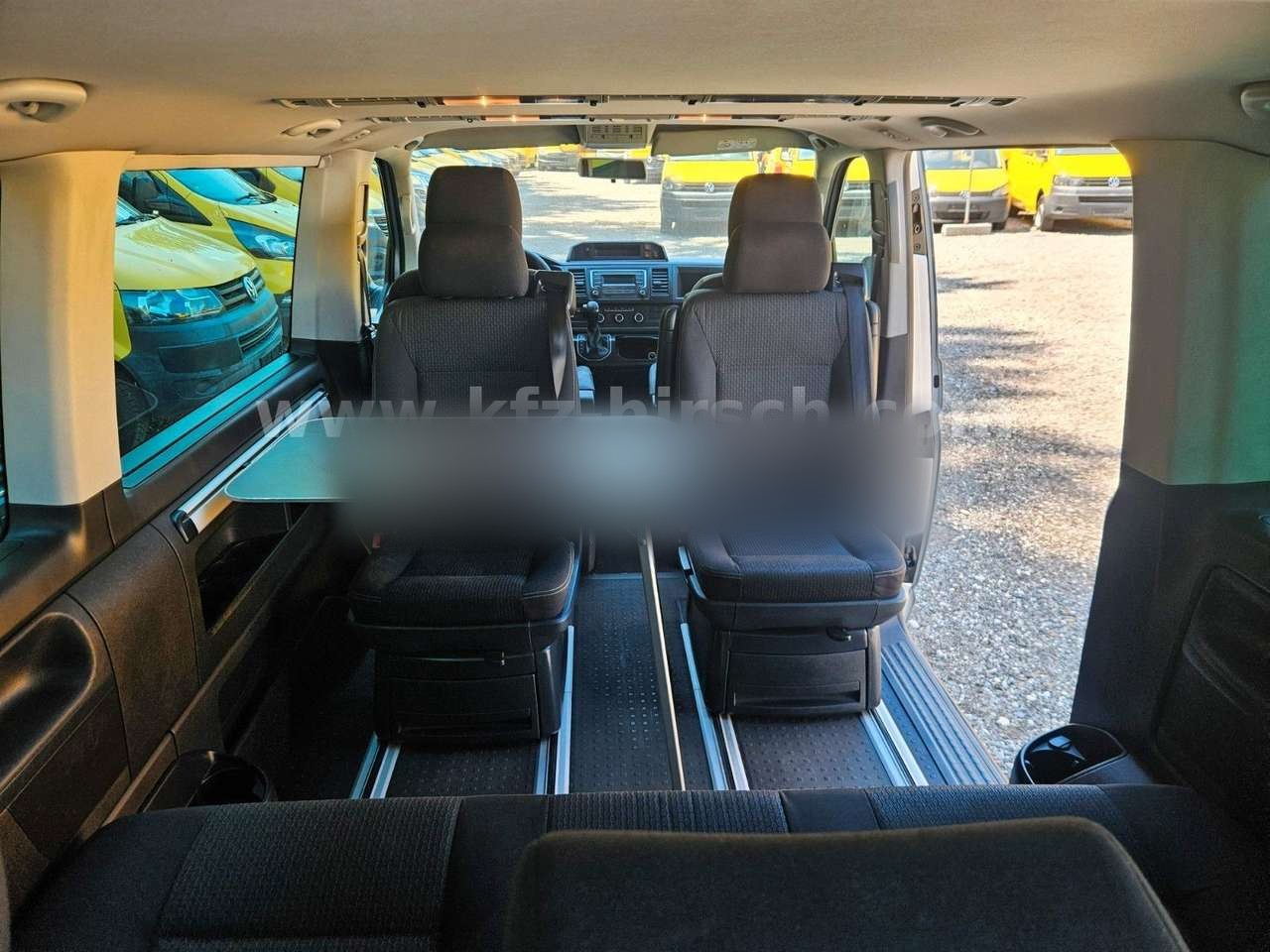 Left Hand Drive VOLKSWAGEN MULTIVAN gallery photo