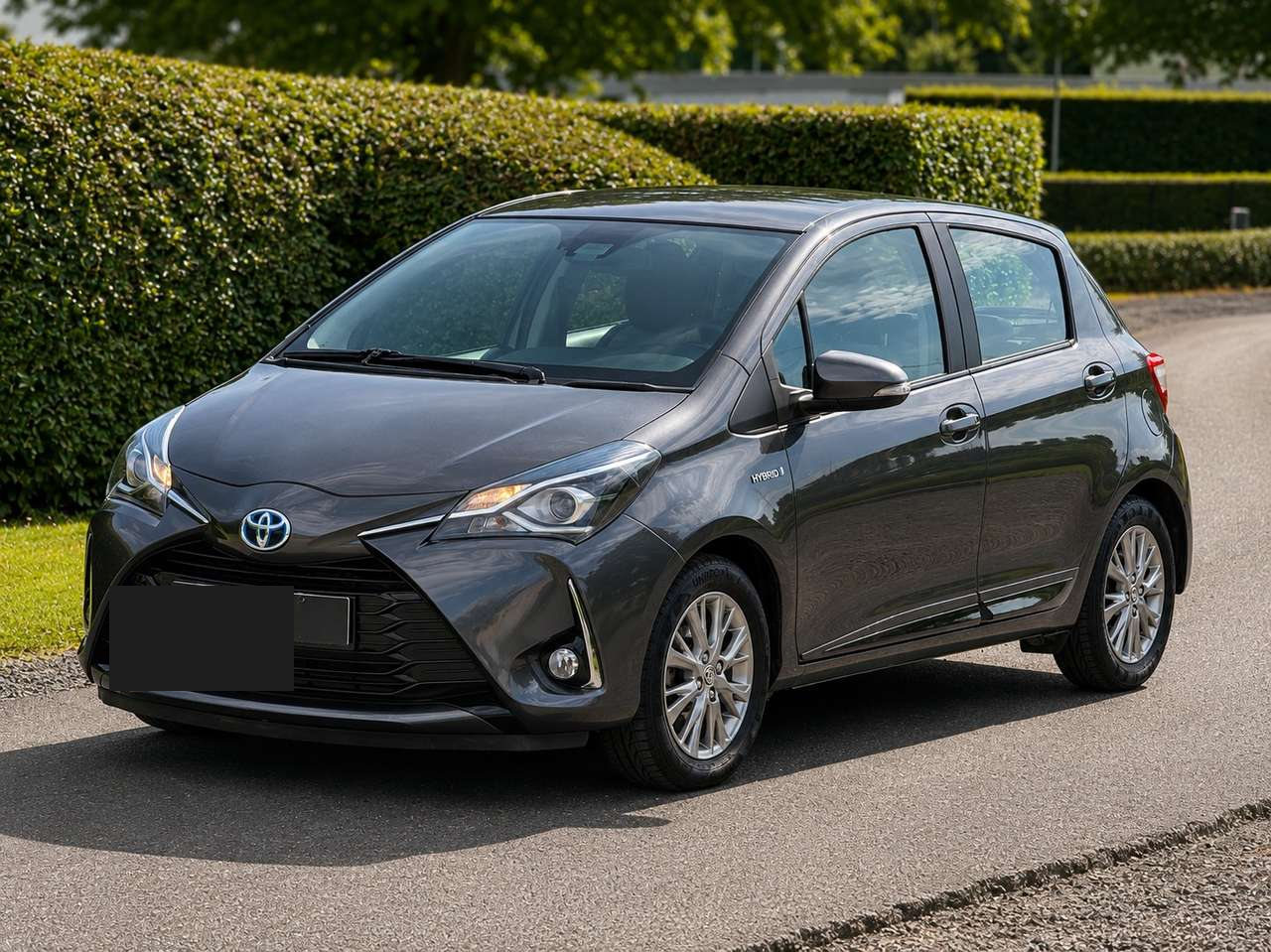 Left Hand Drive TOYOTA YARIS 1.5 VVT-i I-CONIC Auto *Euro 6* for sale
