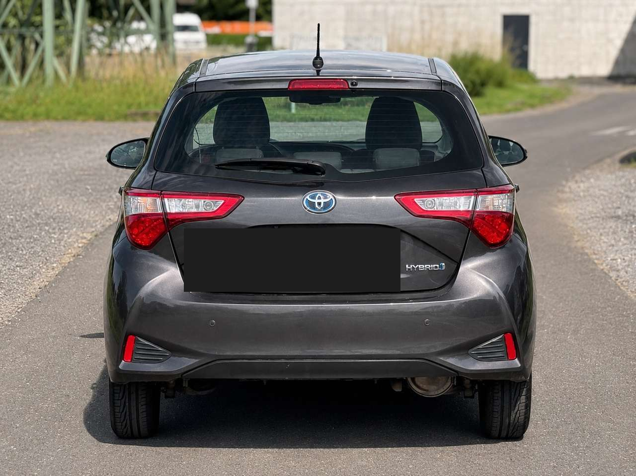 Left Hand Drive TOYOTA YARIS gallery photo