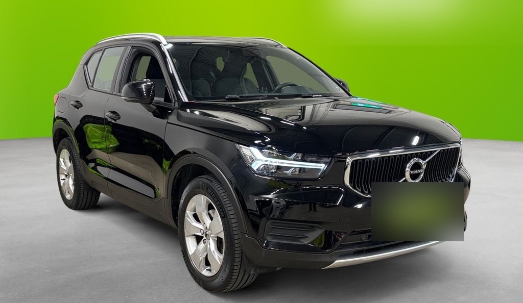 Left Hand Drive VOLVO XC40 XC40 T2 Momentum Advanced for sale