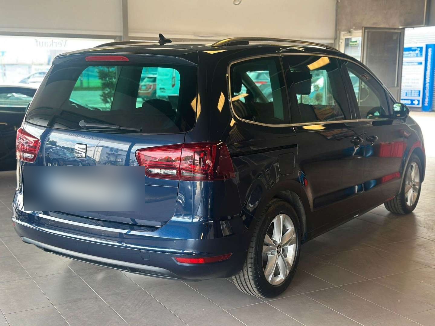 Left Hand Drive SEAT ALHAMBRA gallery photo