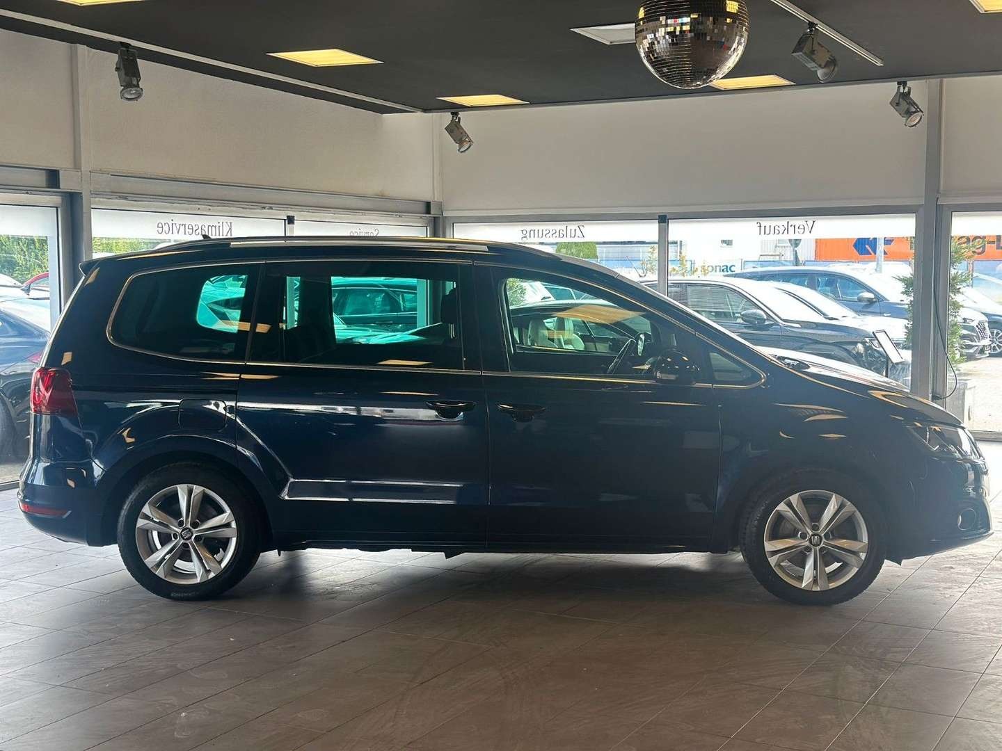 Left Hand Drive SEAT ALHAMBRA gallery photo