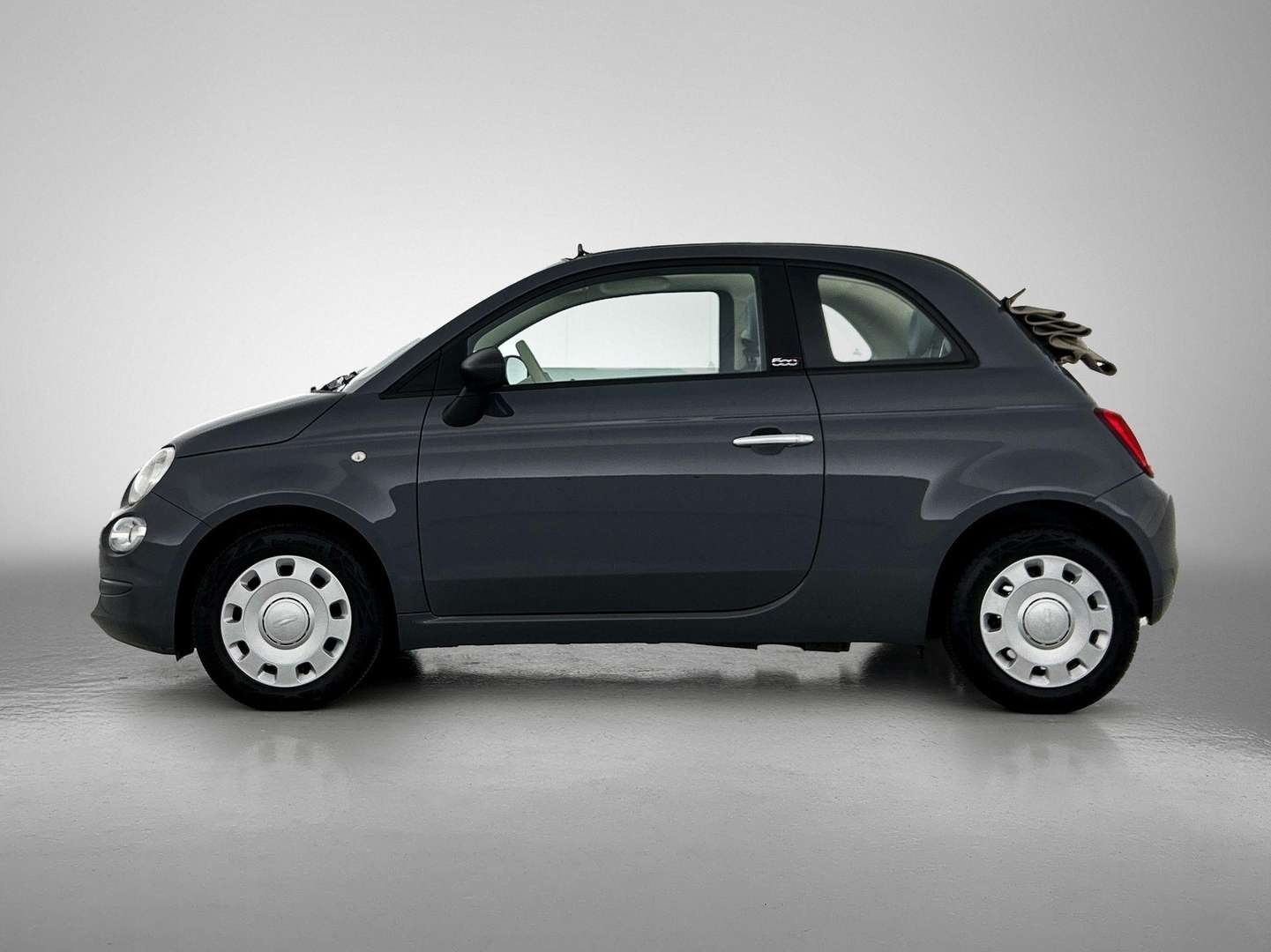Left Hand Drive FIAT 500C gallery photo
