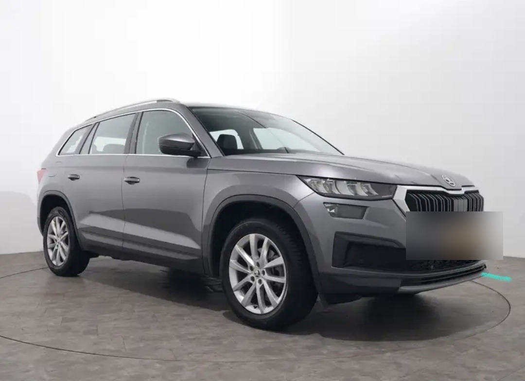 Left Hand Drive SKODA KODIAQ 1.5 TSI ACT 150PK Business Edition, 7-seat, Towbar for sale