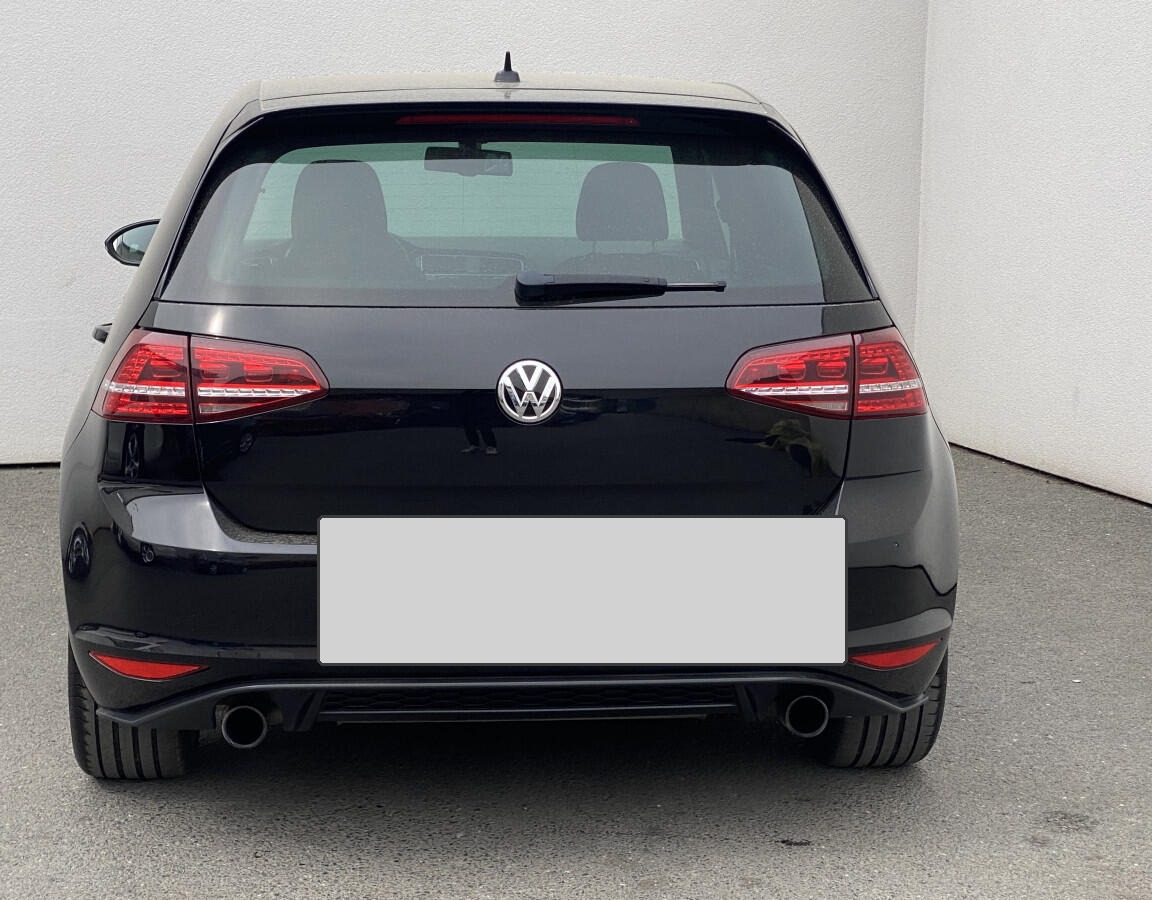 Left Hand Drive VOLKSWAGEN GOLF gallery photo