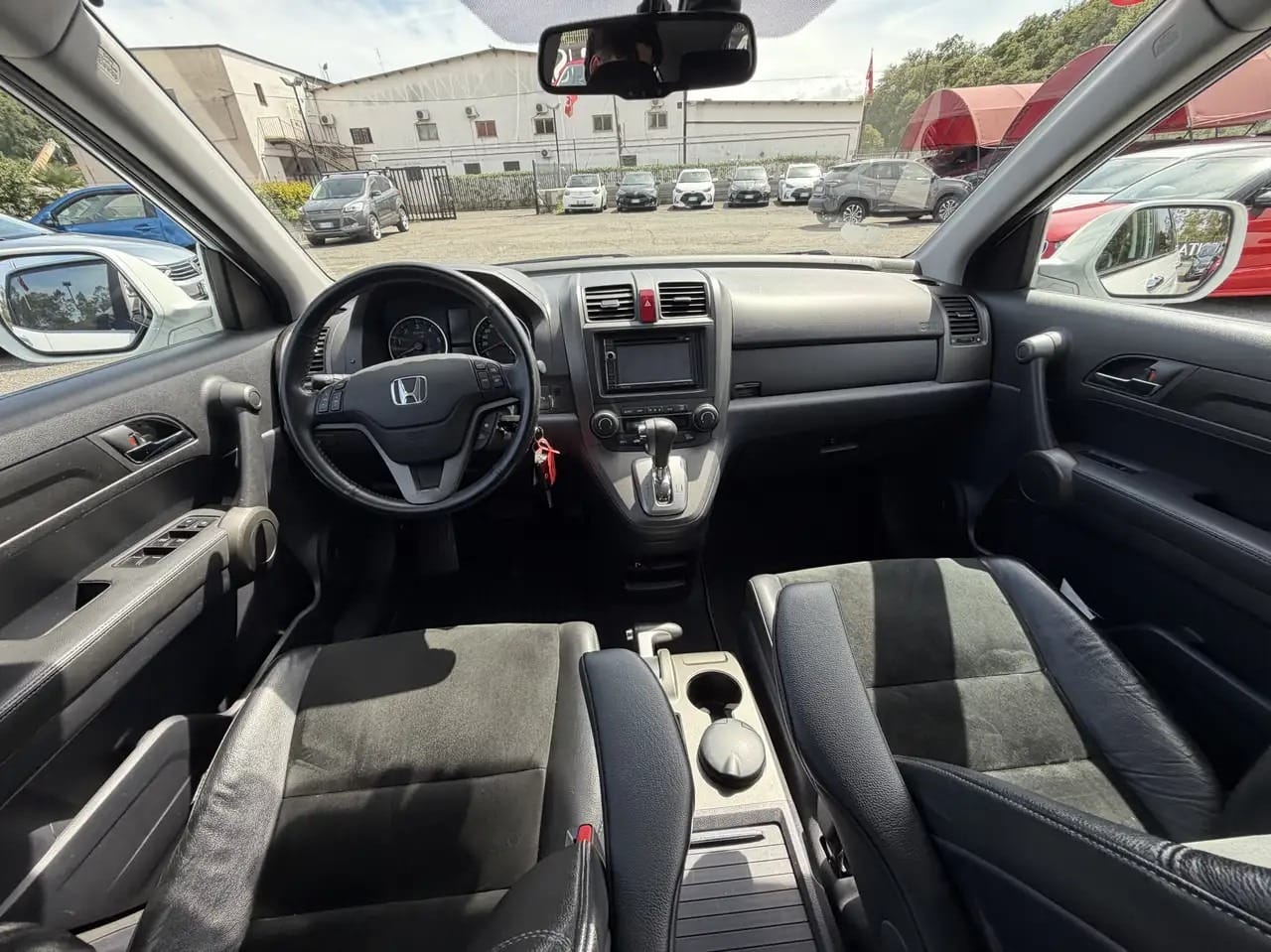 Left Hand Drive HONDA CR-V gallery photo