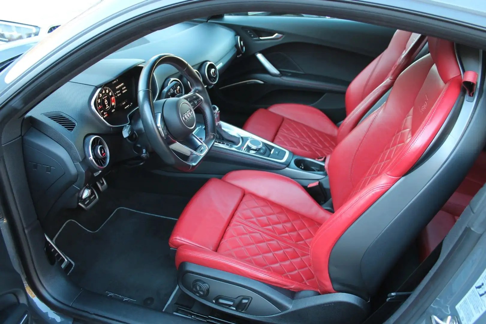 Left Hand Drive AUDI TTS gallery photo
