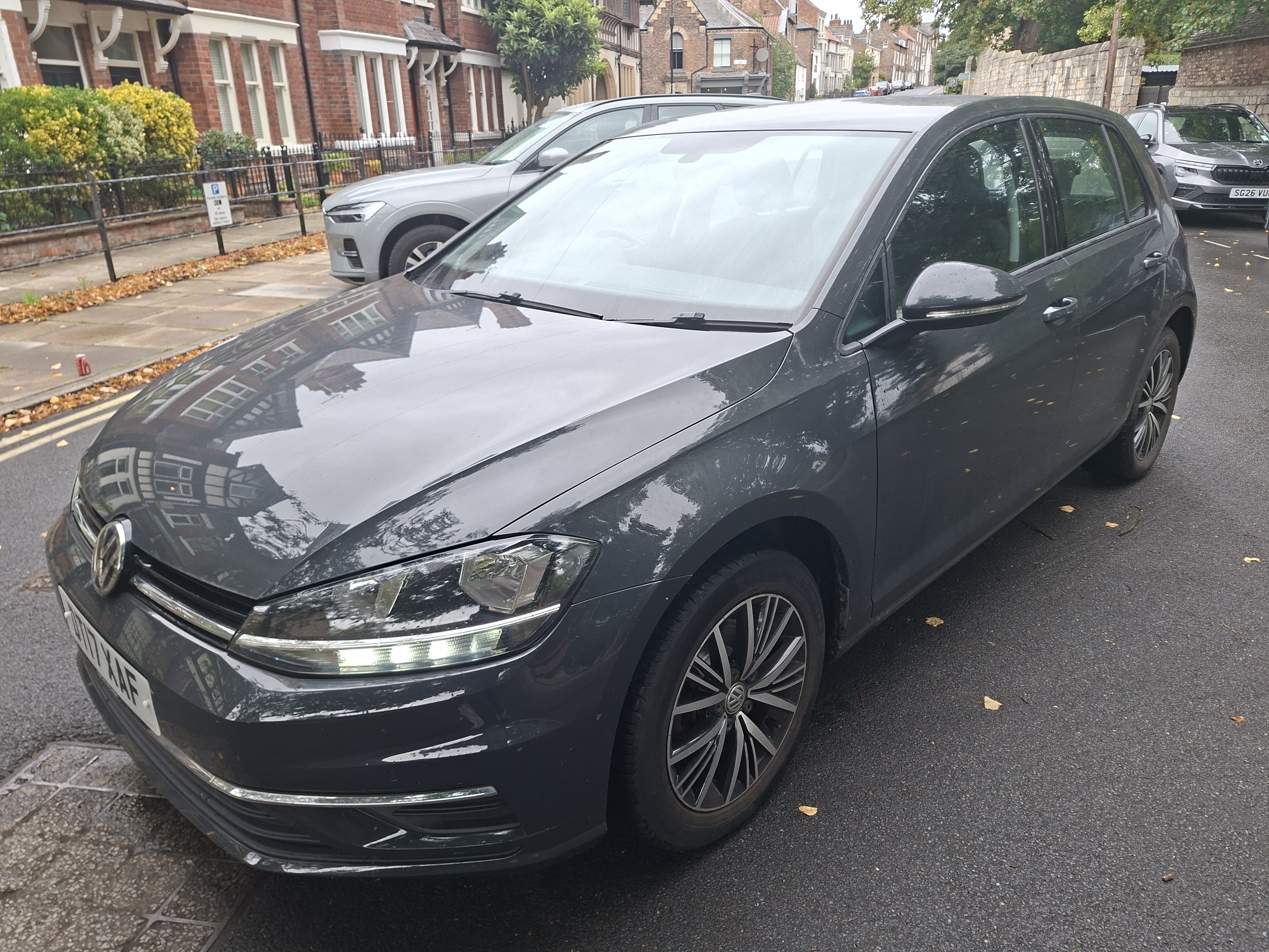 Left Hand Drive VOLKSWAGEN GOLF gallery photo