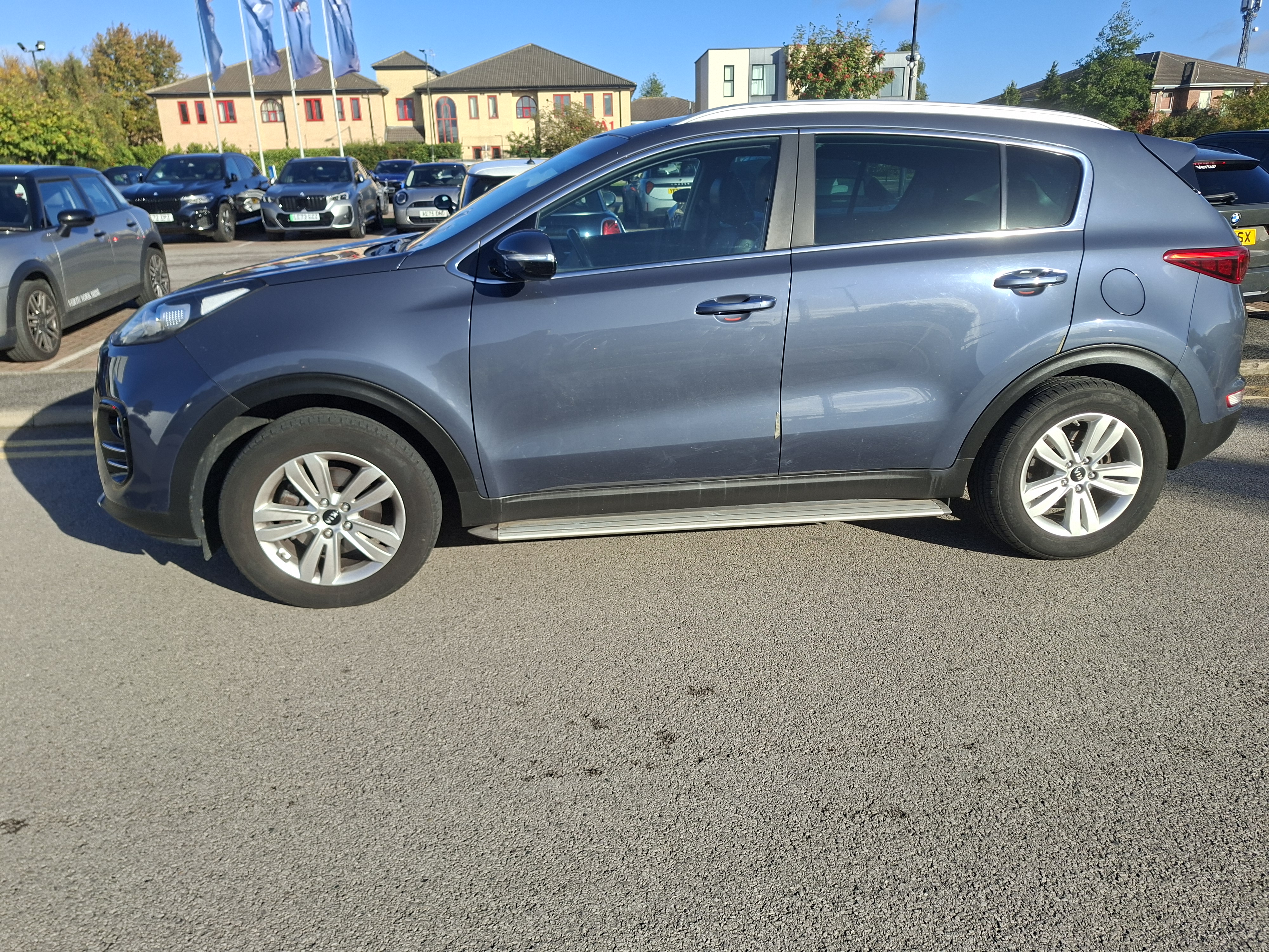 Left Hand Drive KIA SPORTAGE gallery photo