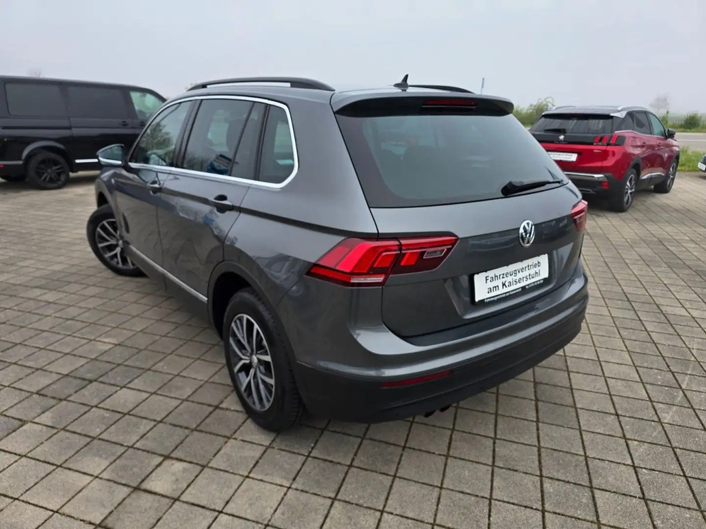 Left Hand Drive VOLKSWAGEN TIGUAN gallery photo