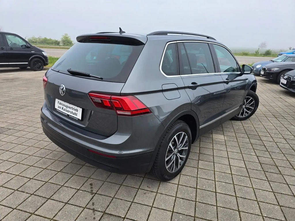 Left Hand Drive VOLKSWAGEN TIGUAN gallery photo