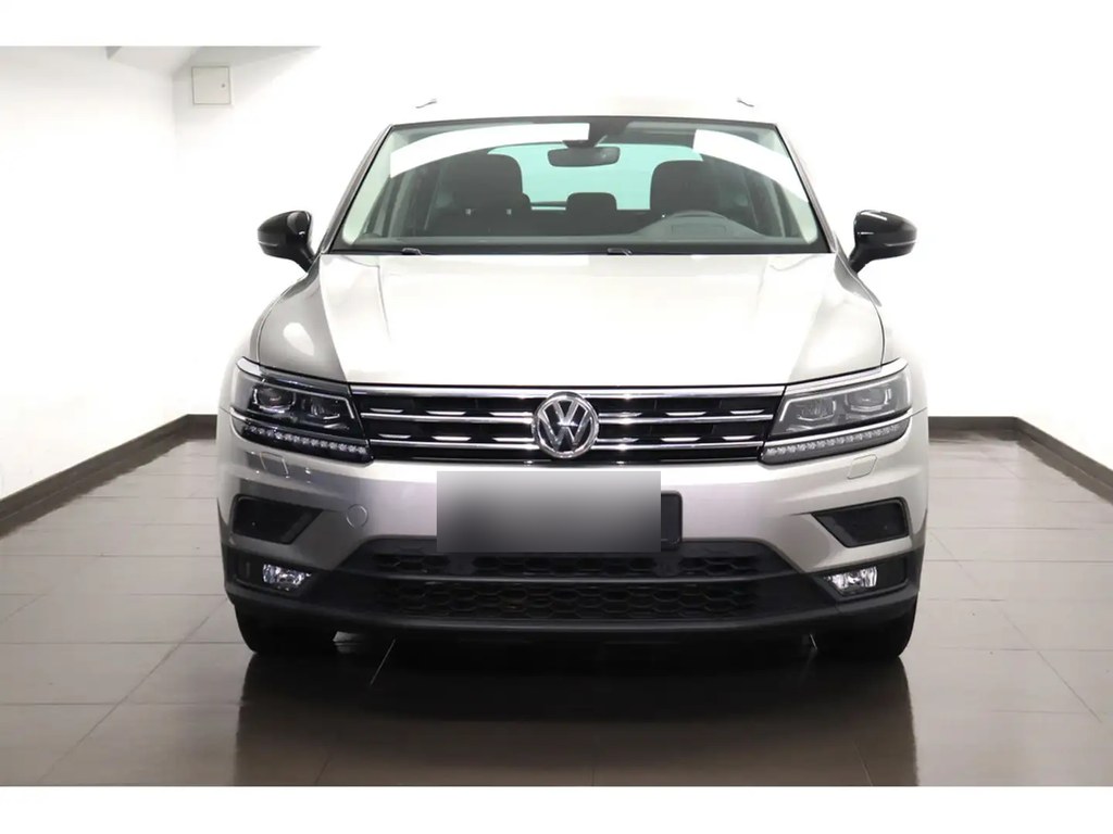 Left Hand Drive VOLKSWAGEN TIGUAN gallery photo