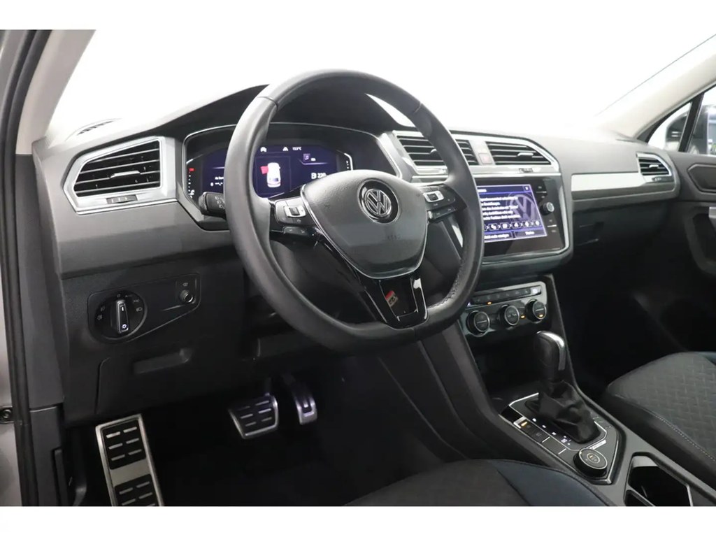 Left Hand Drive VOLKSWAGEN TIGUAN gallery photo