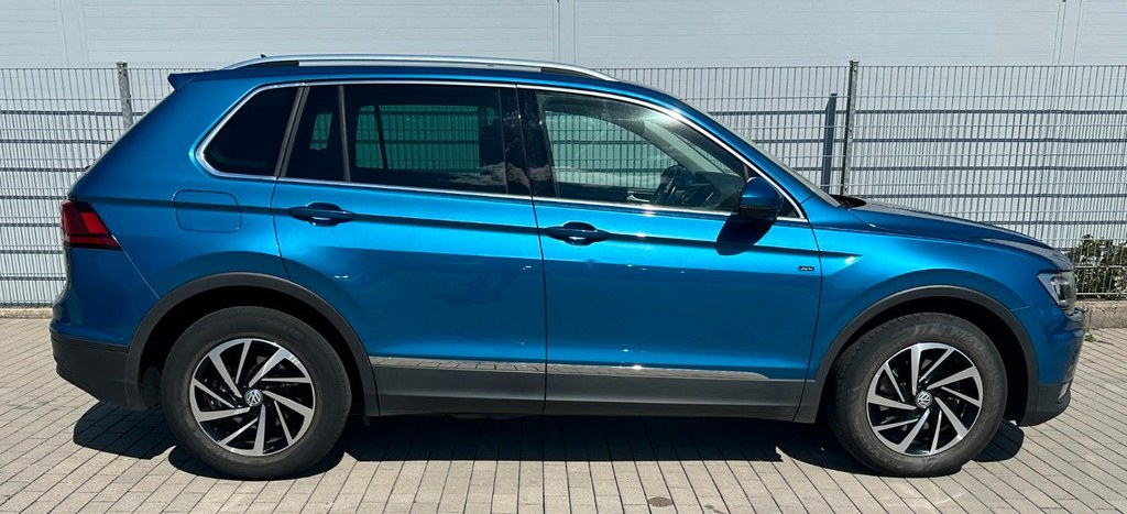 Left Hand Drive VOLKSWAGEN TIGUAN gallery photo