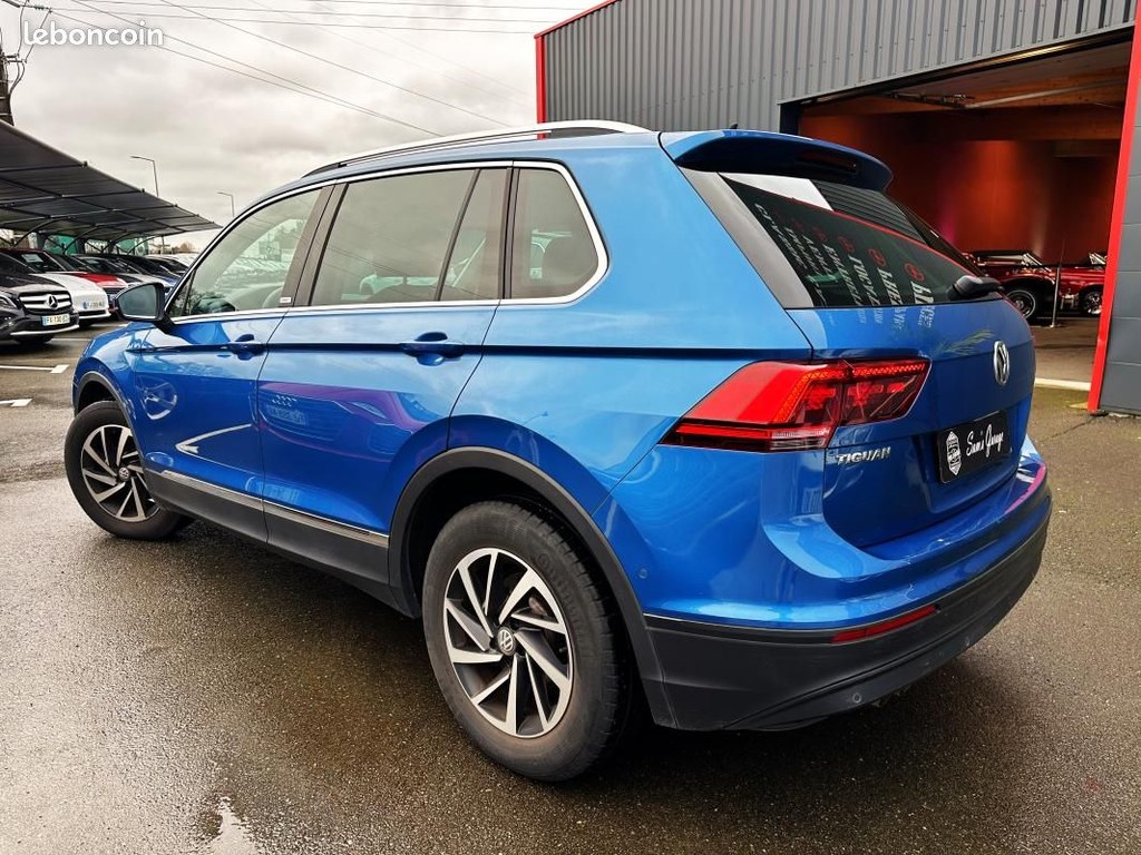 Left Hand Drive VOLKSWAGEN TIGUAN gallery photo