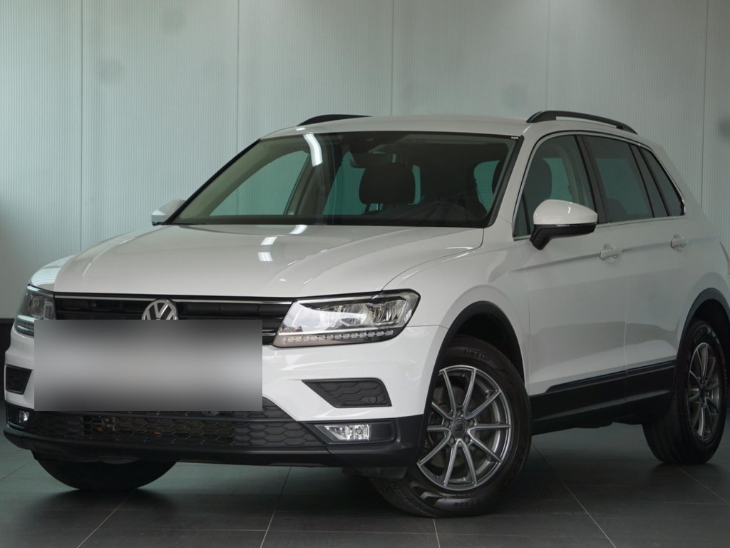 Left Hand Drive VOLKSWAGEN TIGUAN gallery photo