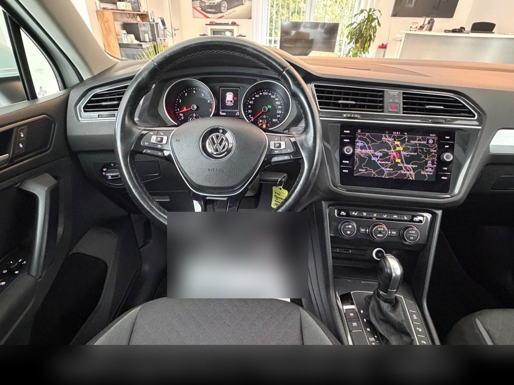 Left Hand Drive VOLKSWAGEN TIGUAN gallery photo