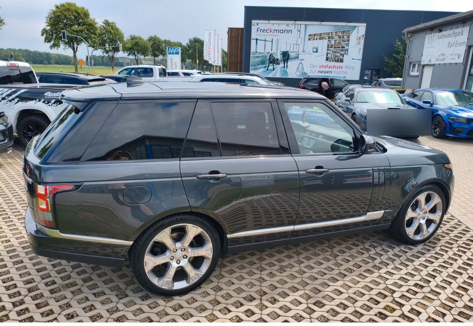Left Hand Drive LANDROVER RANGE ROVER gallery photo