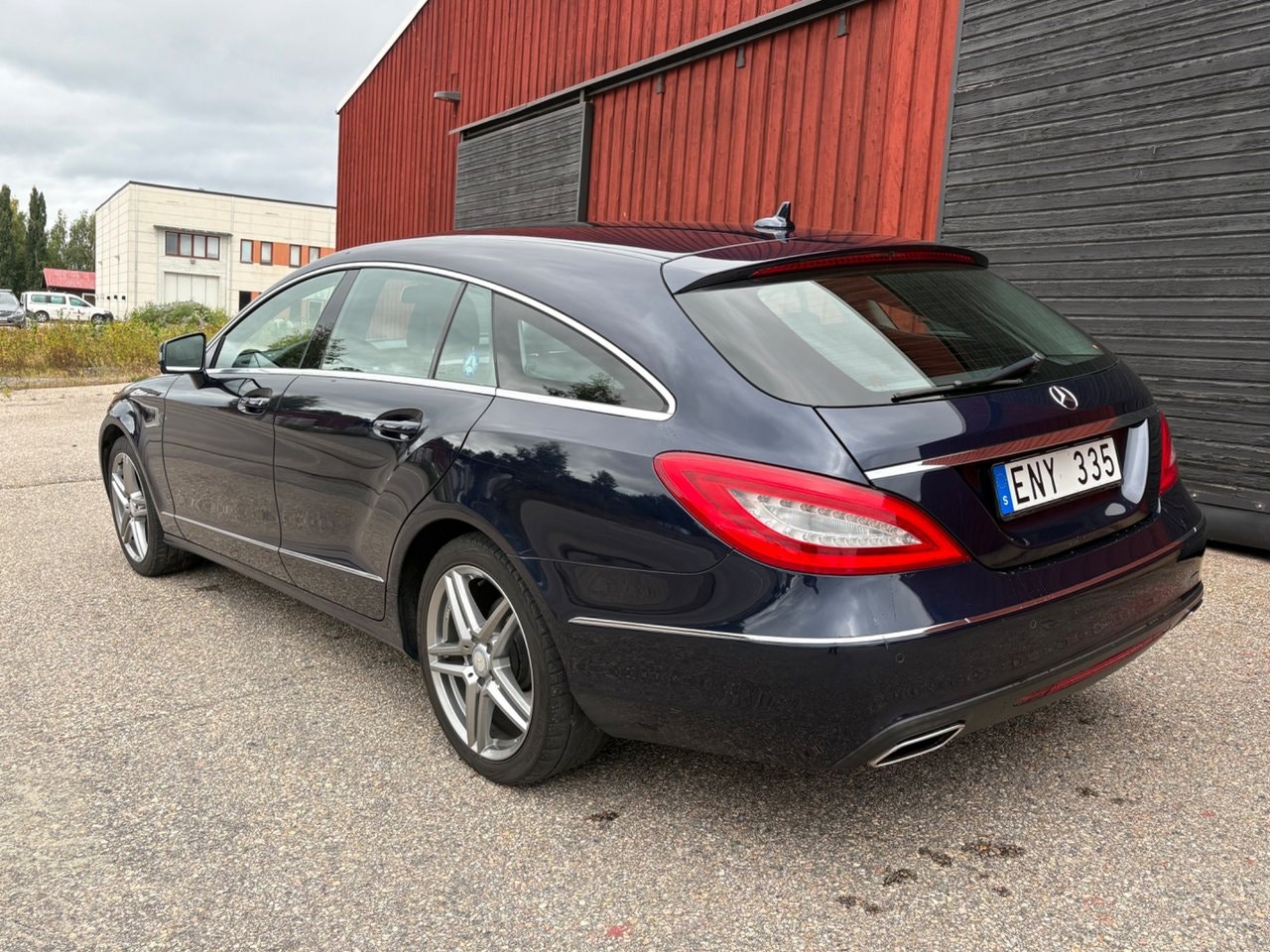 Left Hand Drive MERCEDES CLS gallery photo